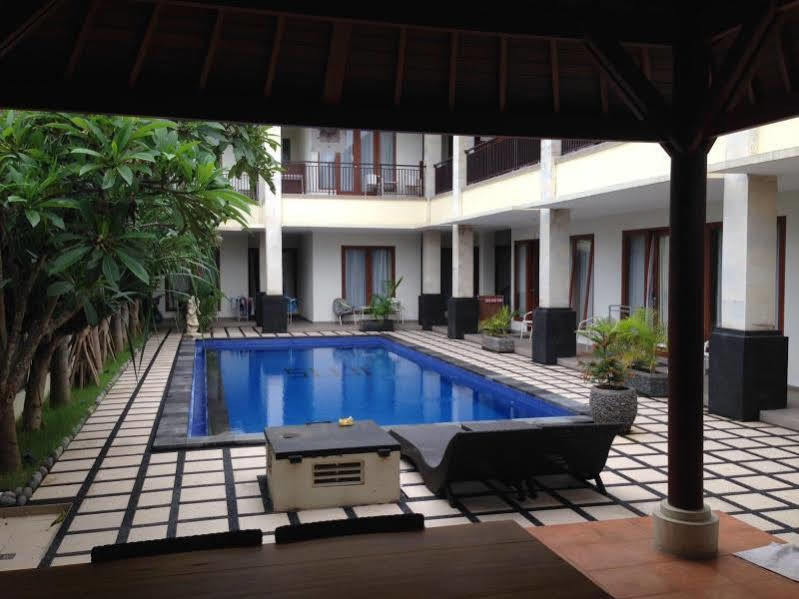 Suji Apartment Bali Exterior photo